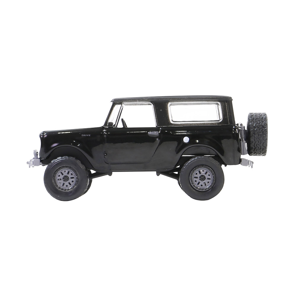 Harvester Scout Lifted