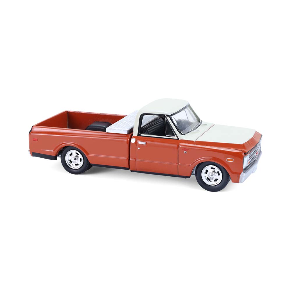 C-10 with Toolbox