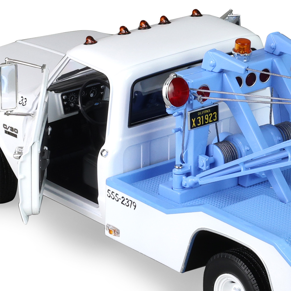 C-30 Dually Wrecker