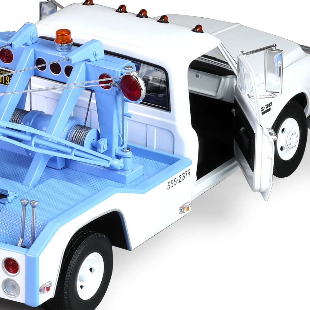 C-30 Dually Wrecker