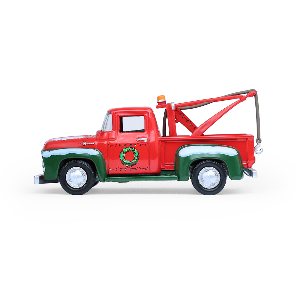 F-100 Tow Truck with Mechanic Figure
