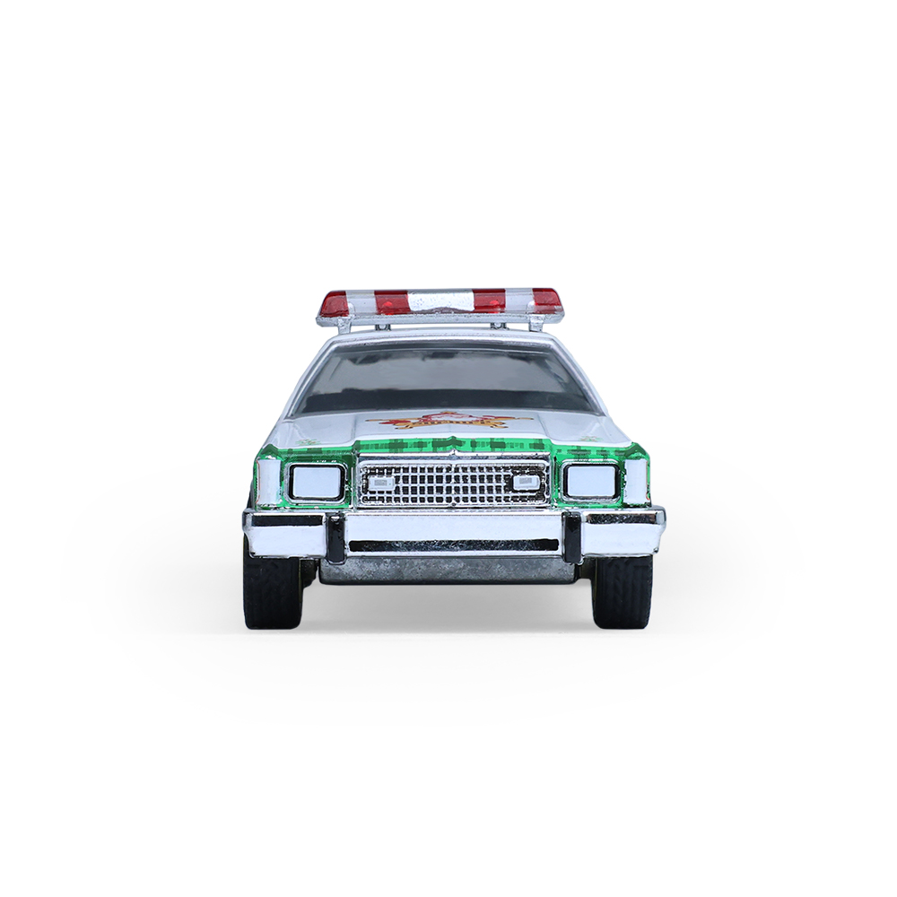 LTD Crown Victoria with Police Officer Figure