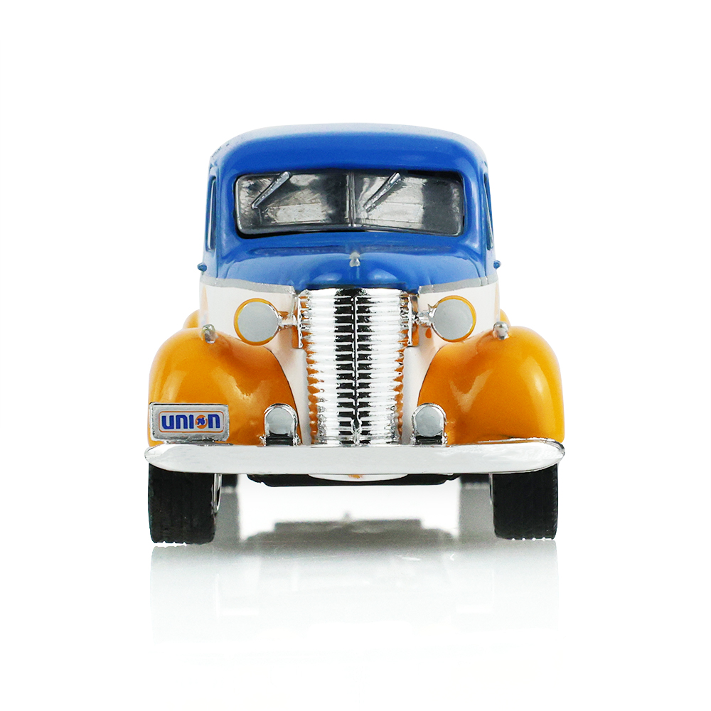 1939 Chevrolet Panel Truck – Union 76