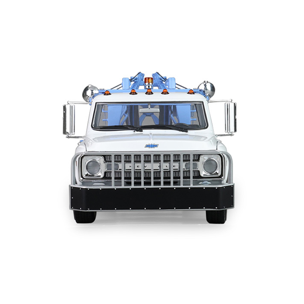 Starsky and Hutch (1975-79 TV Series) Series 2 - 1969 Chevrolet C-30 Dually Wrecker - Roscoe Tow Service