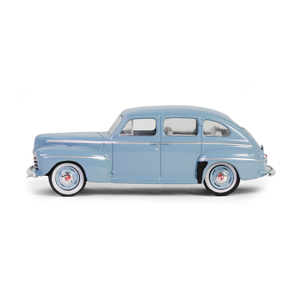 1946 Ford Super Deluxe Fordor - Fifty Years of Ford Progress - Golden Jubilee Solid Pack